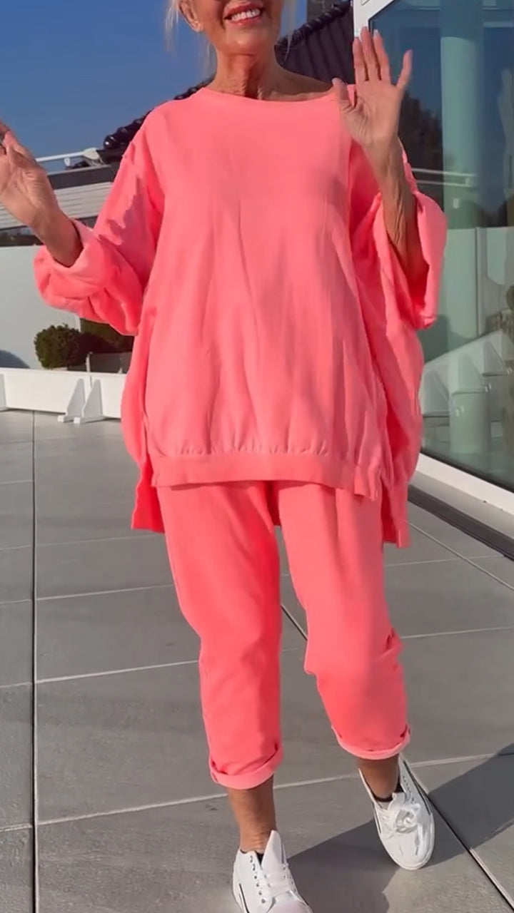Traje casual de verano para mujer con cuello redondo y abertura en color claro.-ES