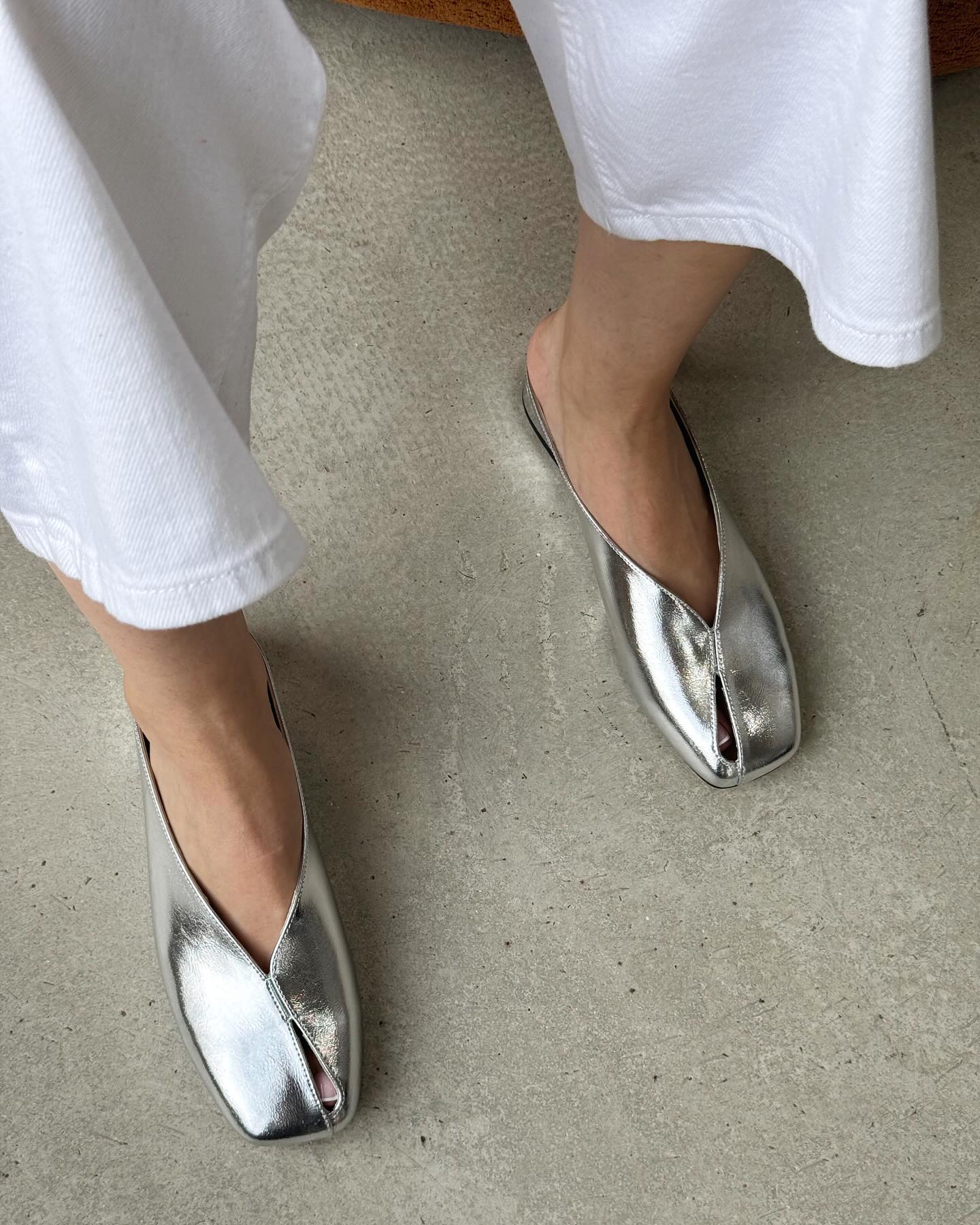 Sandalias de verano para mujer fabricadas en piel suave, transpirables y cómodas.-ES