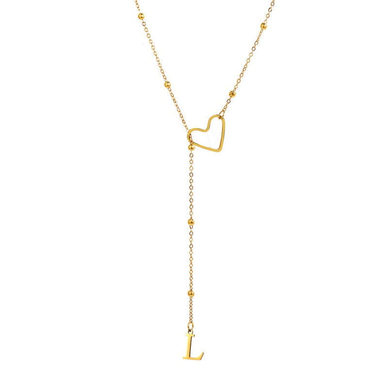 Collar en forma de Y con inicial y corazón-ES