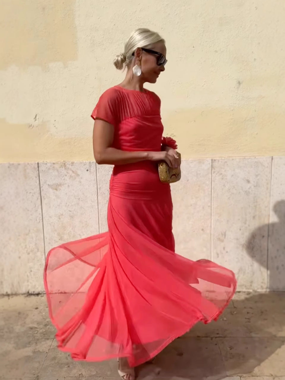 Moteriška laisvalaikio stiliaus šifono suknelė su apvalia apykakle ir siūlėmis-LT