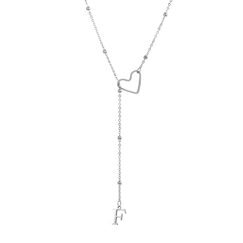 Collar en forma de Y con inicial y corazón-ES