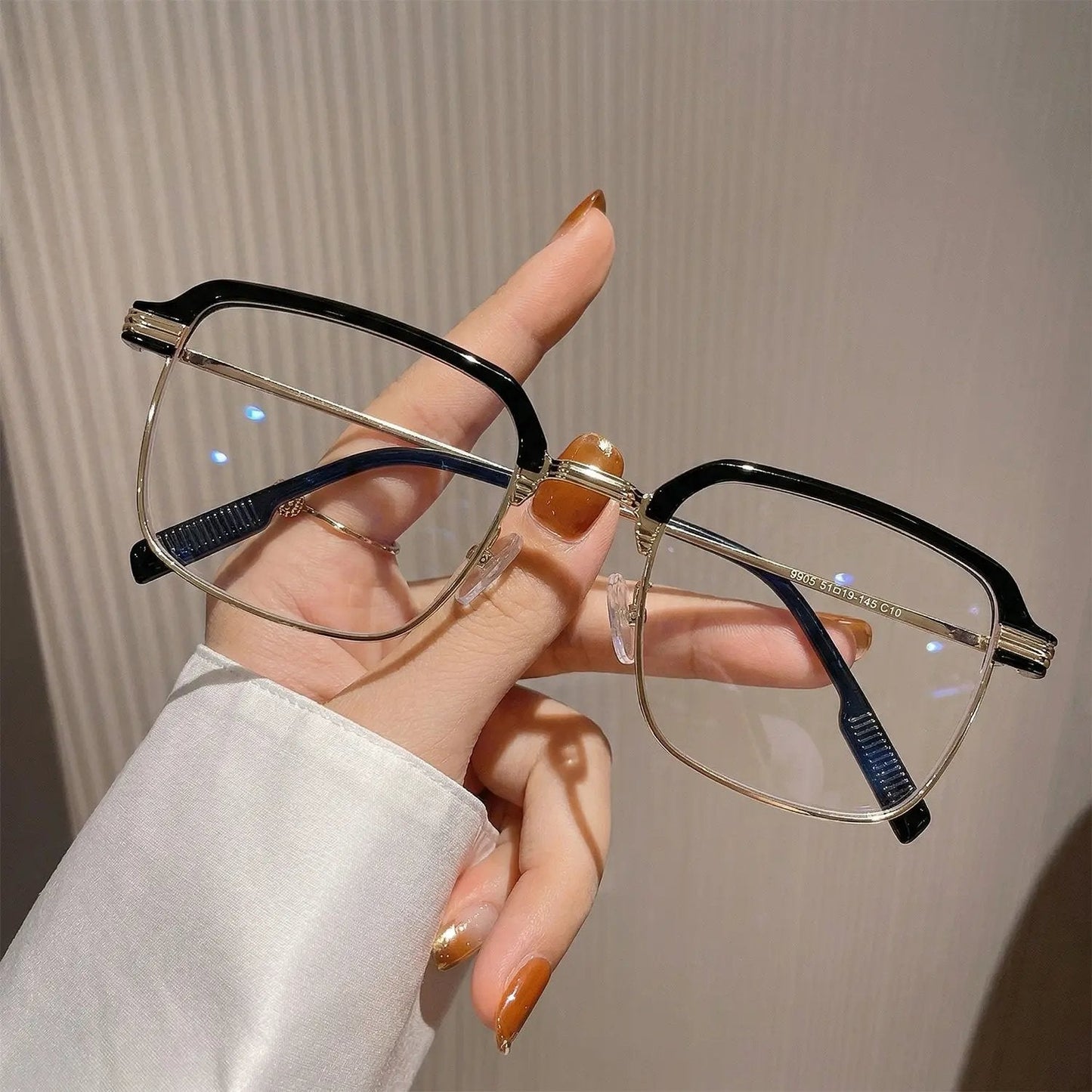 👓✨ Automatiškai reguliuojami HD skaitymo akiniai-LT