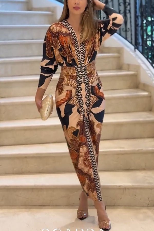 Vestido midi brasileño único con estampado de murciélago y mangas largas plisadas-ES