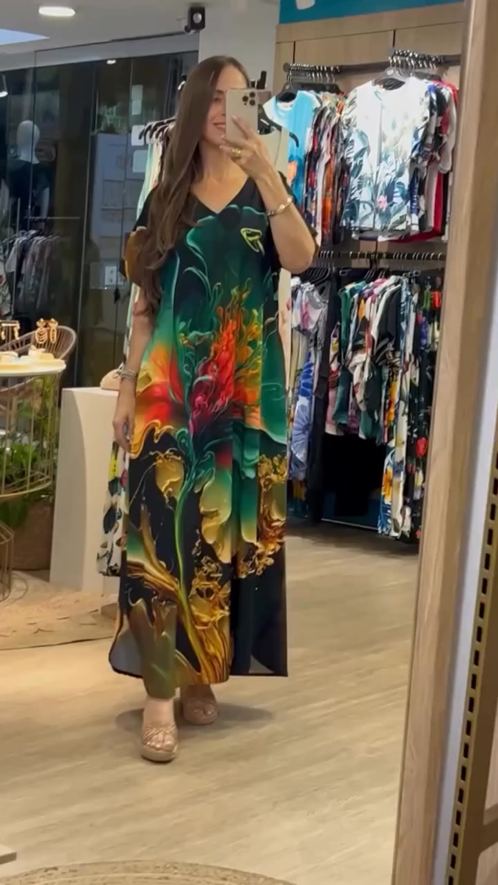 Vestido holgado e informal de mujer con escote en V, estampado y mangas cortas.-ES