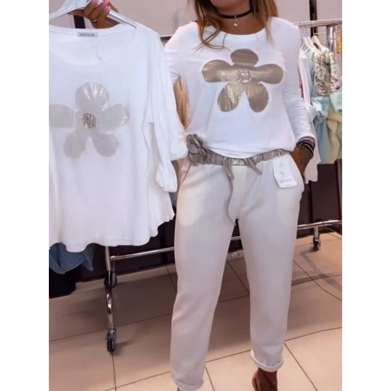 Moteriška palaidinė su gėlių raštu ir iškirpte-LT