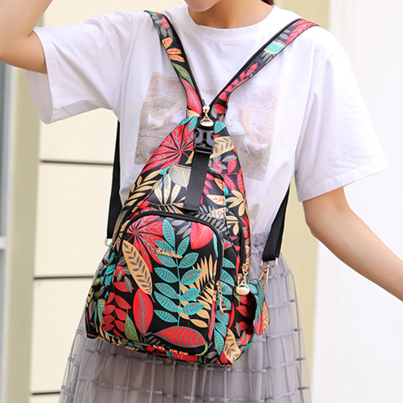 Mochila ligera, impermeable y multifuncional con estampado.-ES