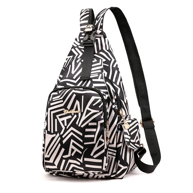 Mochila ligera, impermeable y multifuncional con estampado.-ES