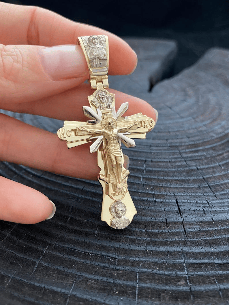 ✨Karoliai su pakabuku, vaizduojančiu Jėzų-LT